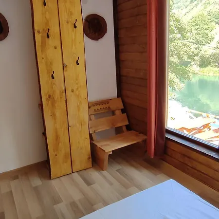 Sladojevic Na Plivi Apartment